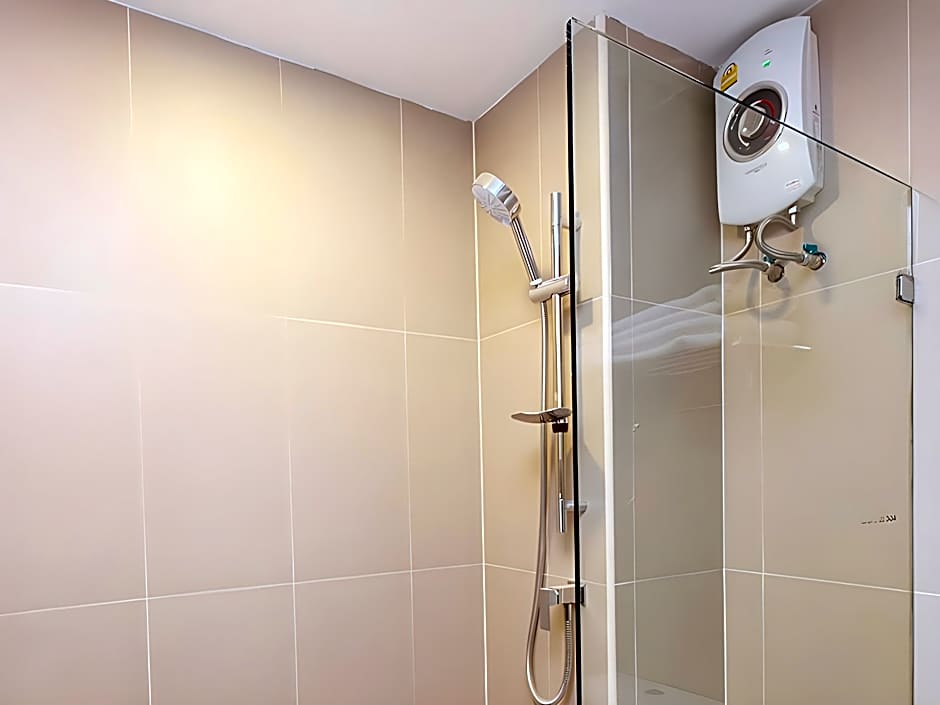 B2 Nakhonsawan Premier Hotel