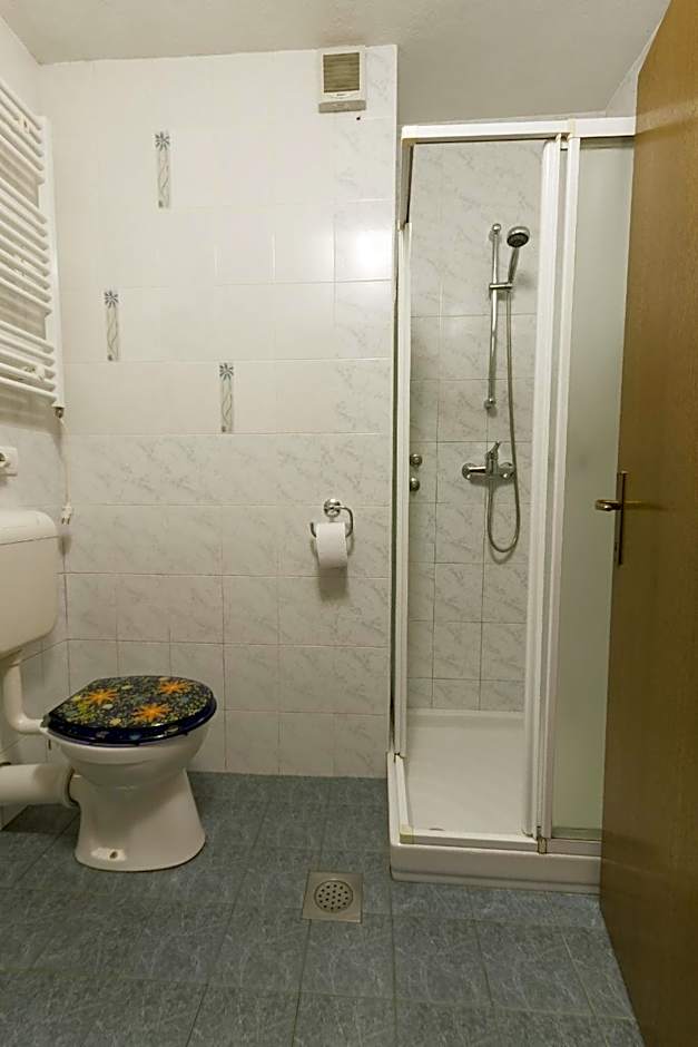Rooms & Apartments Jana