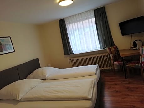 Doppelzimmer-Standard-Eigenes Badezimmer