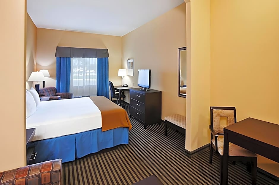 Holiday Inn Express Hotel and Suites Okmulgee By IHG