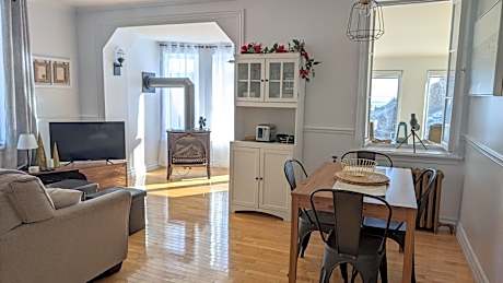 Queen Suite with Sea View