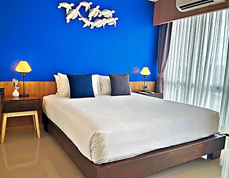 Standard Double Room - Free Airport Shuttle