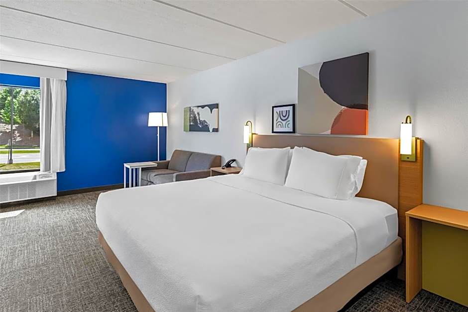 Spark by Hilton Alpharetta Roswell