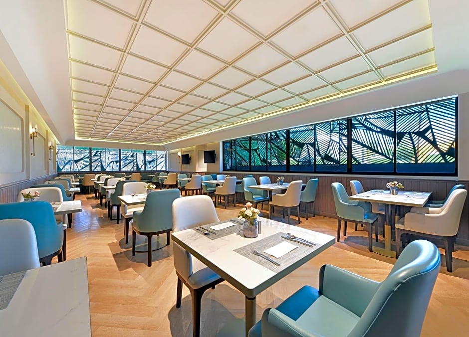 Centre Point Pratunam Hotel