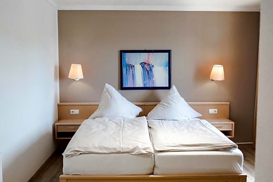 Bach Hotel