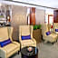 DoubleTree by Hilton Boston Bayside