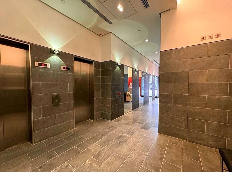 Twenty One Whitfield