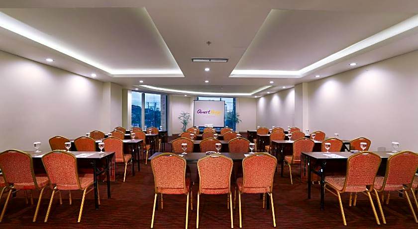Quest San Hotel Denpasar by ASTON