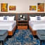 Hotel Elkhart, Tapestry Collection By Hilton