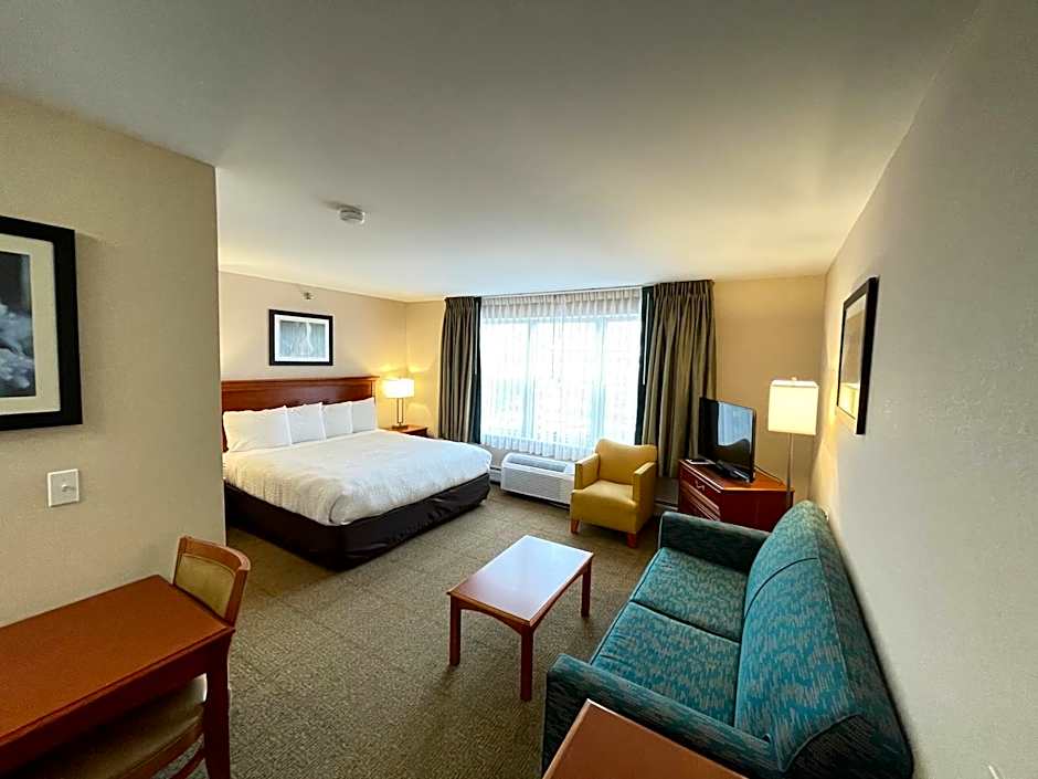 Smart Suites, Ascend Hotel Collection