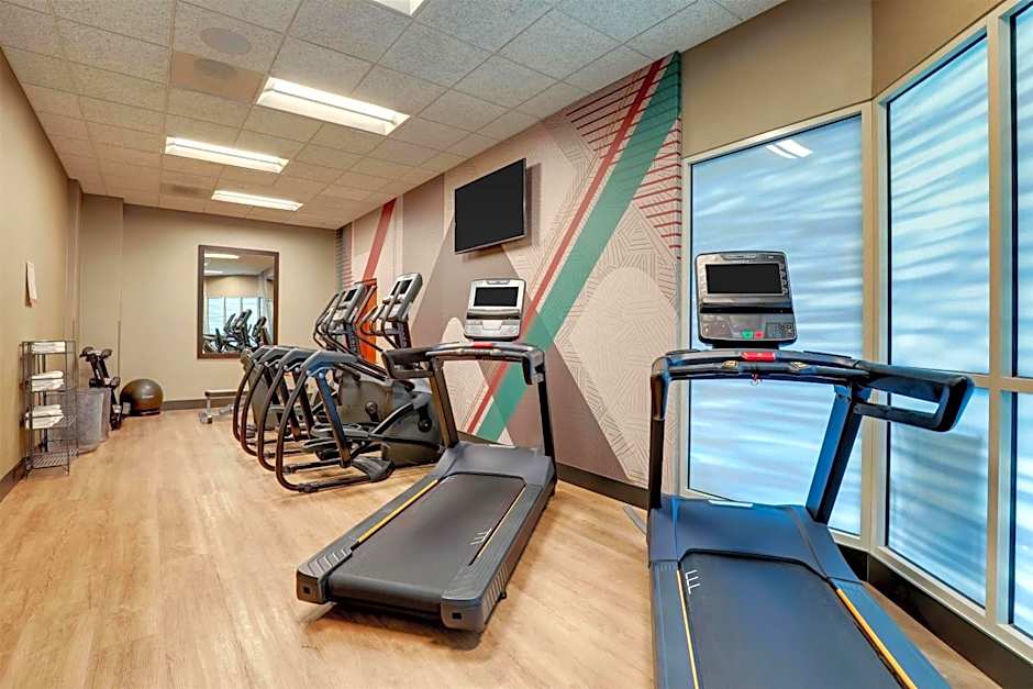 Drury Inn & Suites Dayton North