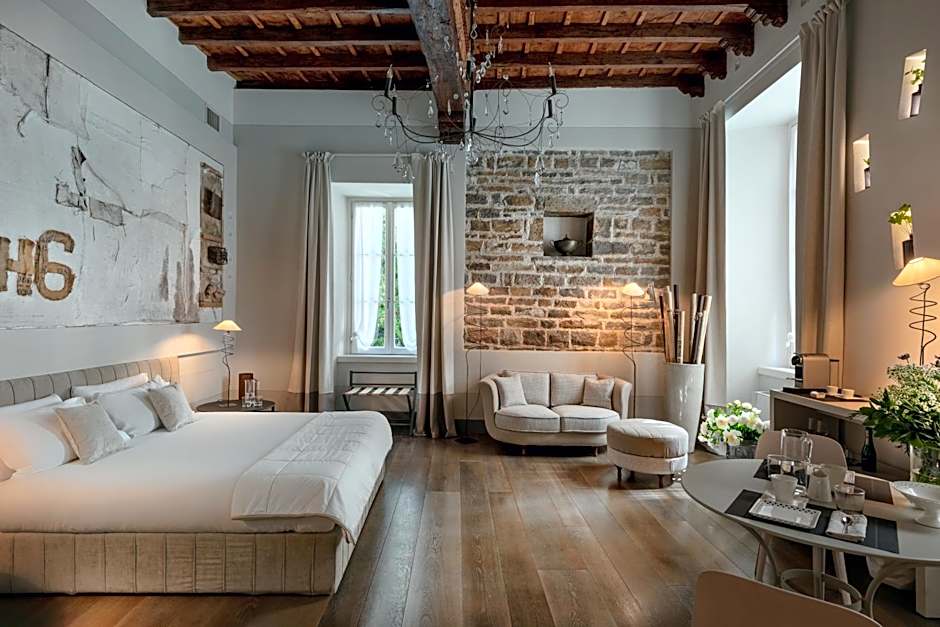 GombitHotel