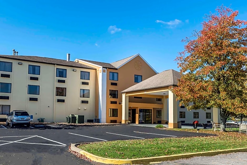 Quality Inn & Suites Pittsburgh