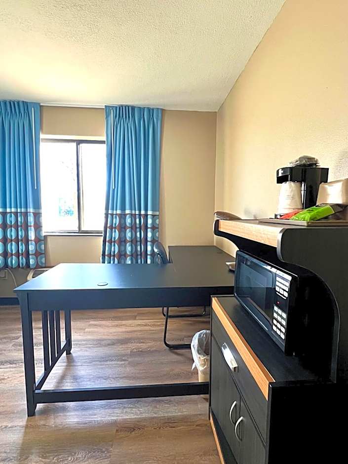 Super 8 by Wyndham Estherville