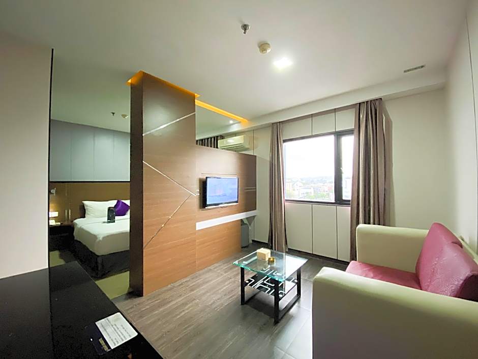 Photo 1 of 18 of Junior Suite