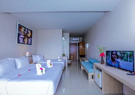 Deluxe Family Sea View