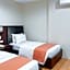RedDoorz Plus @ Hotel Esse