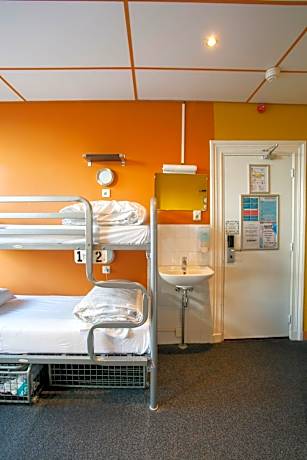 Bed in 8-Person Mixed Dormitory Room