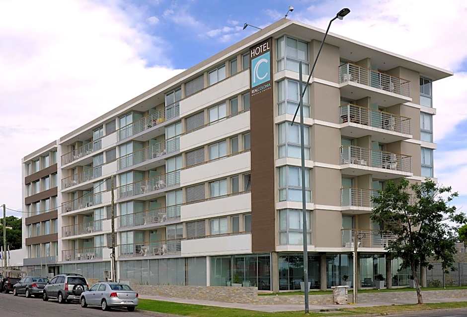 Real Colonia Hotel & Suites