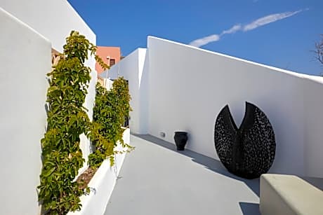 Serenity Suite caldera view with hot tub