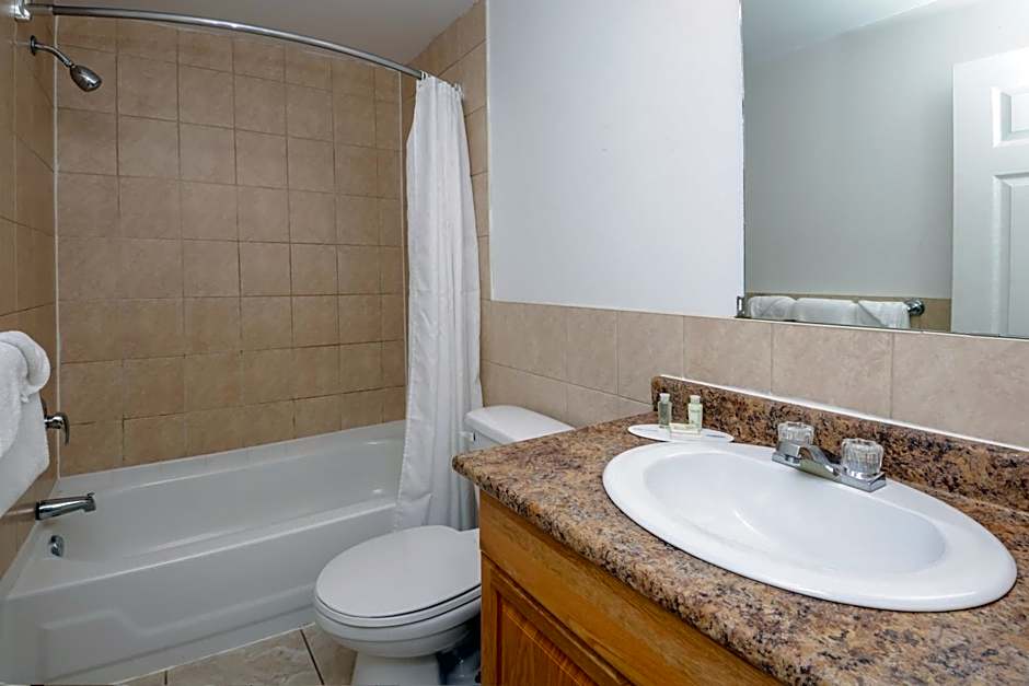 Knights Inn London Airport