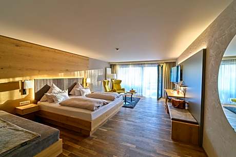 Suite with Garden View