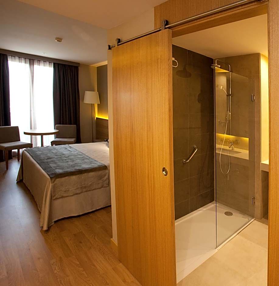 M.A. Hotel Sevilla Congresos