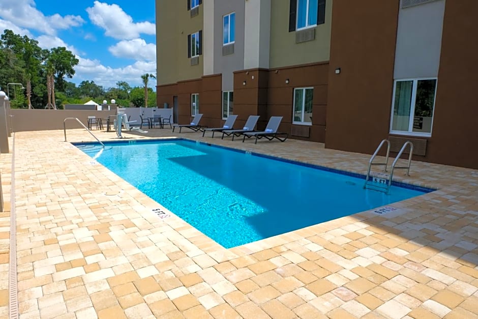 Candlewood Suites Ocala I-75