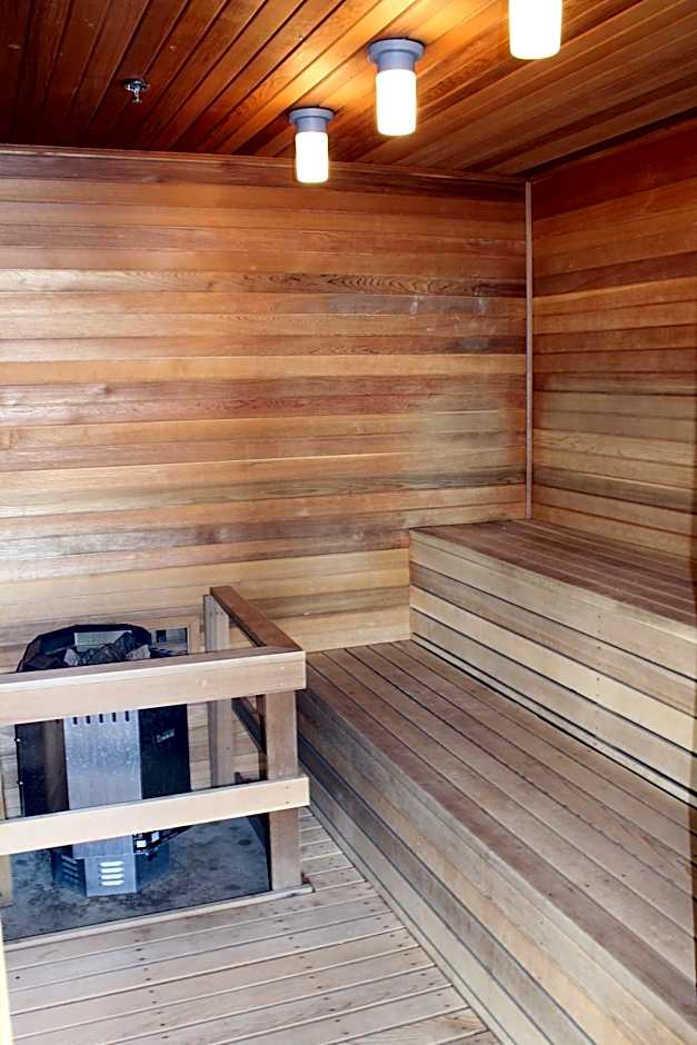 Chateau Inn & Suites Bonnyville