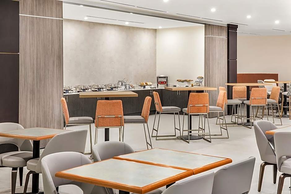Crowne Plaza Orlando - Lake Buena Vista By IHG