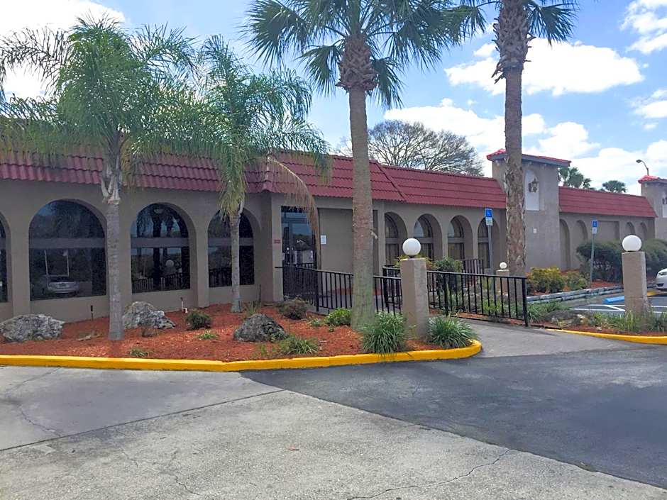 Motel 6-Spring Hill, FL - Weeki Wachee