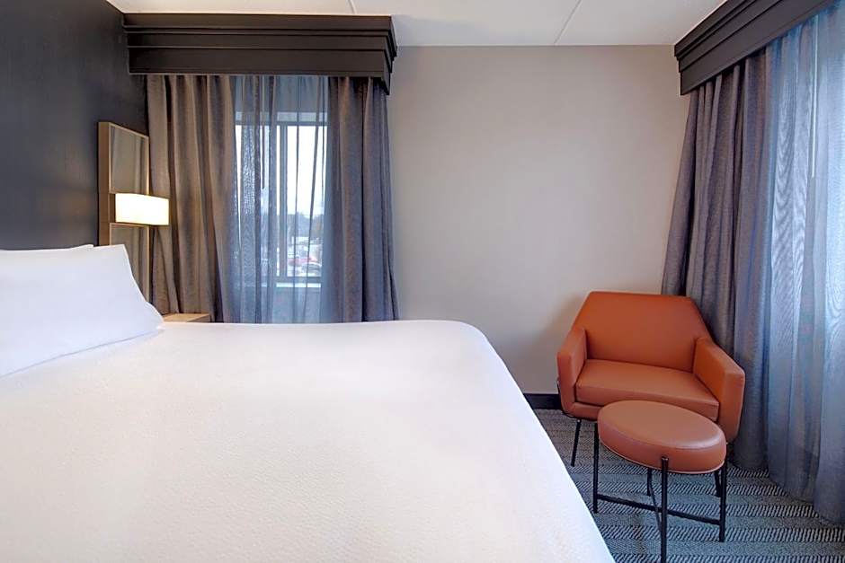 Courtyard by Marriott State College