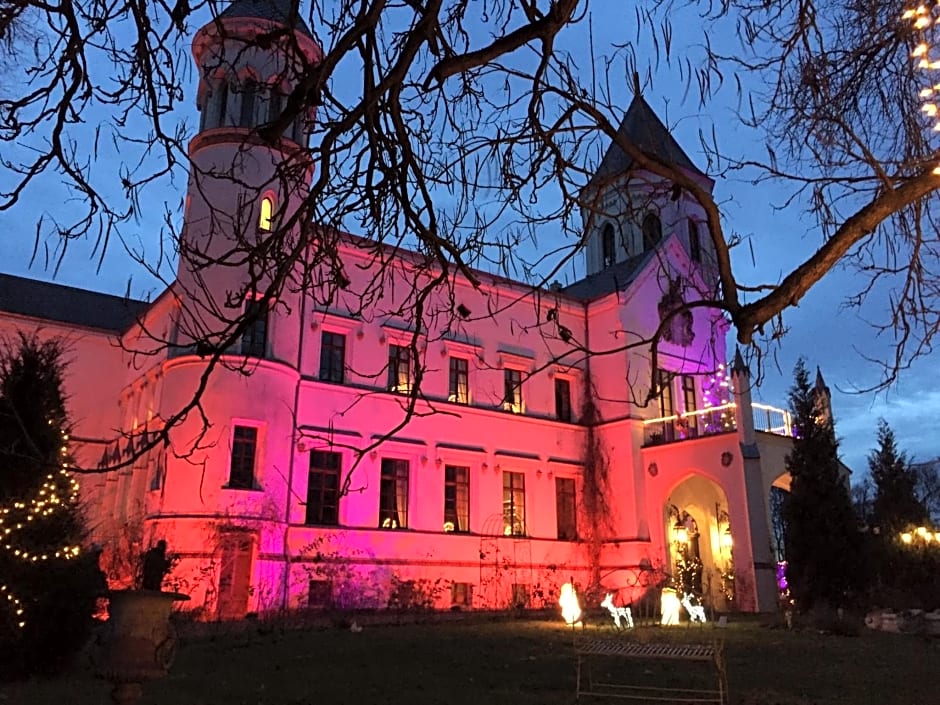 Schlosshotel Bredenfelde