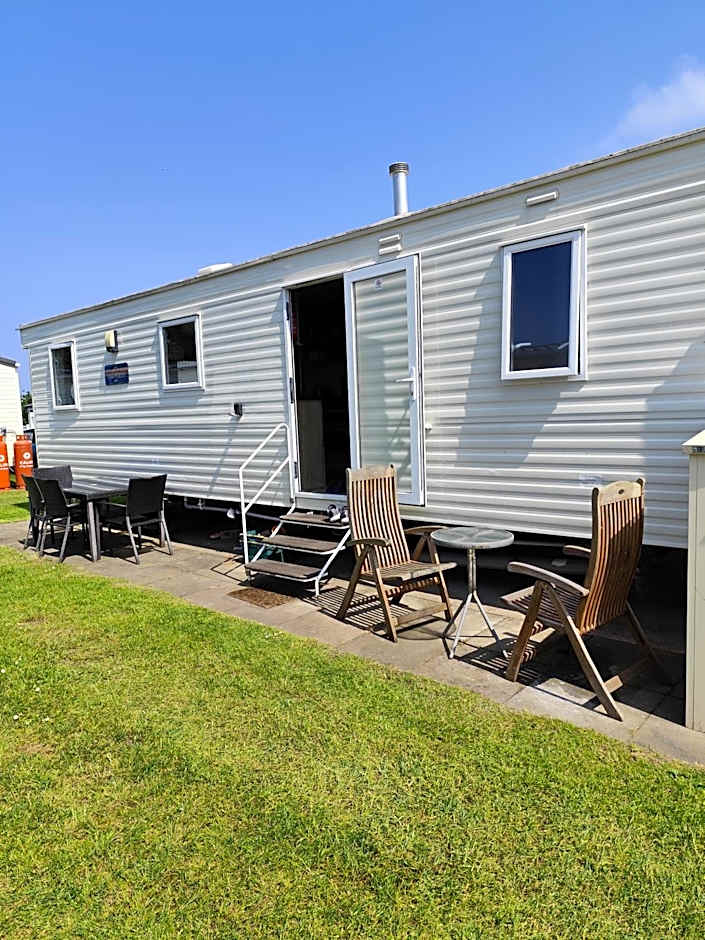 STATIC CARAVAN HOTEL in EDINBURGH
