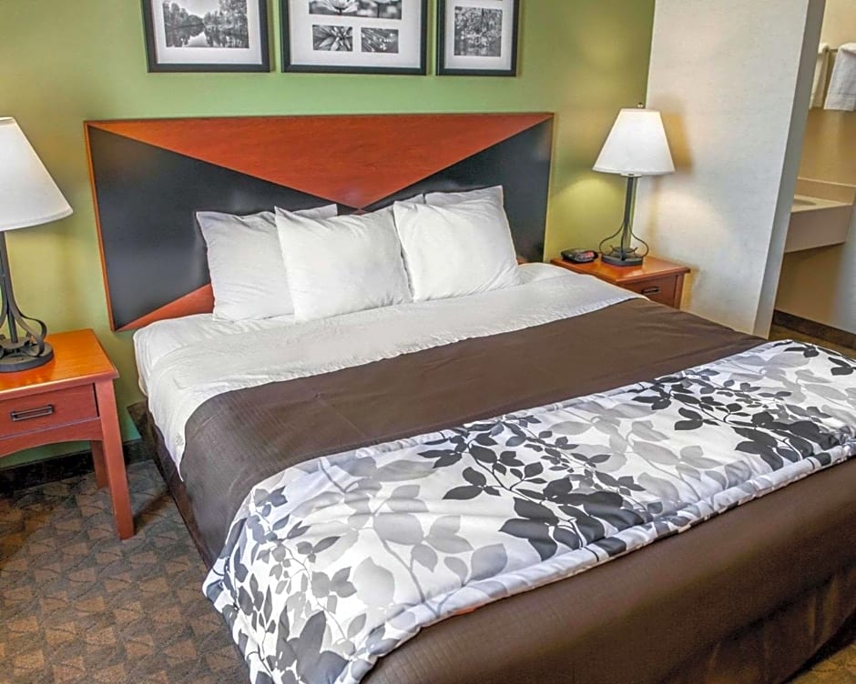 Econo Lodge Champaign Urbana – University Area