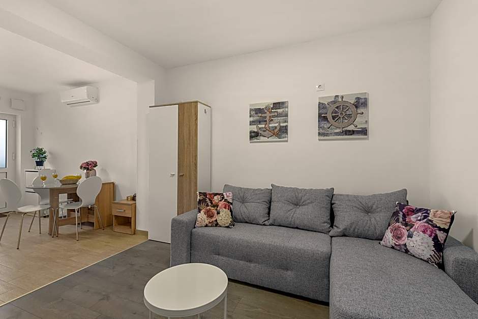 Hostel Elli