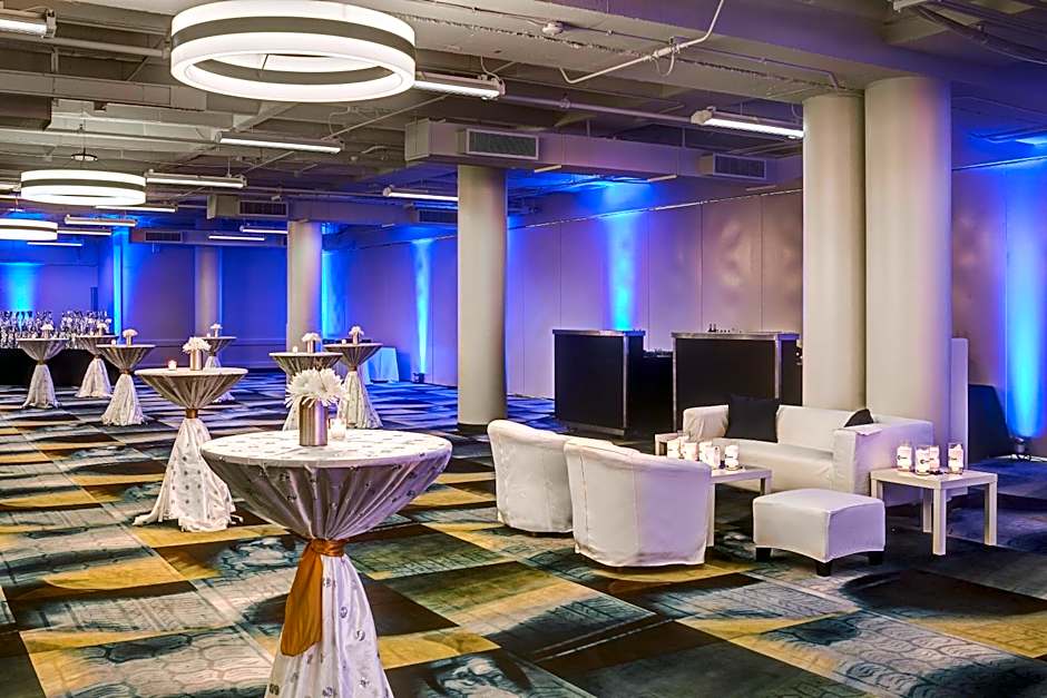 Detroit Marriott At The Renaissance Center