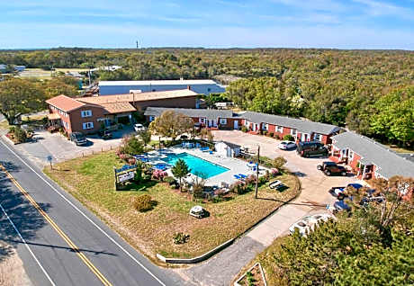 Cape Pines Motel