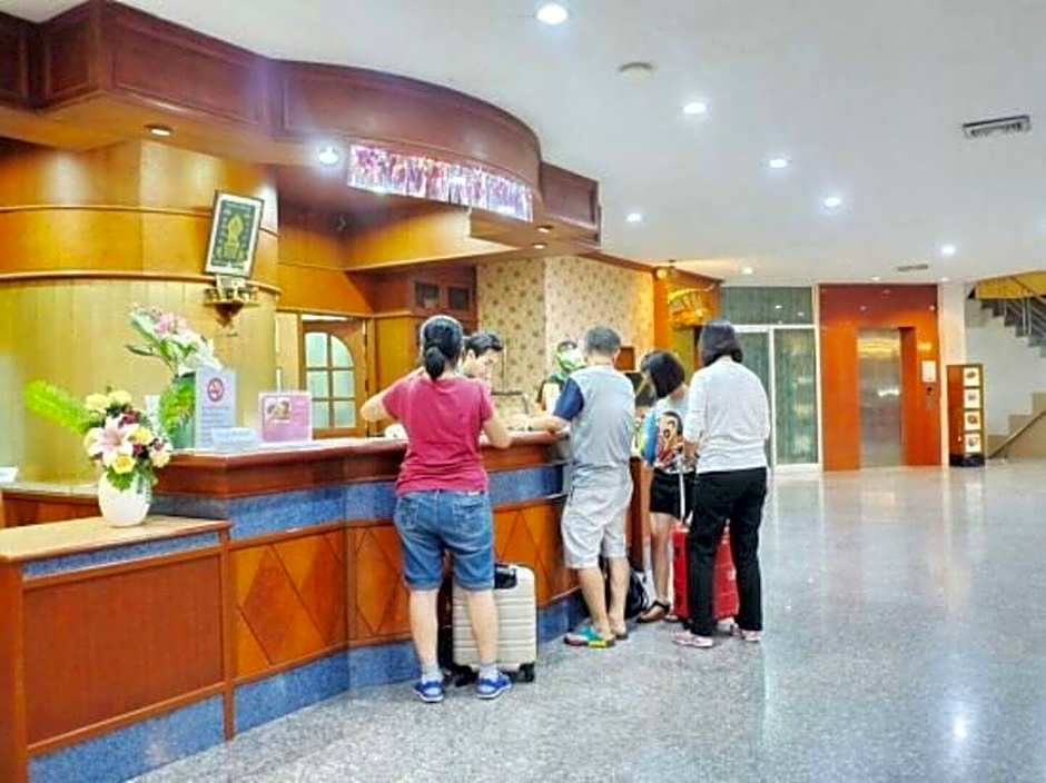 Krabi Royal Hotel (SHA Extra Plus)
