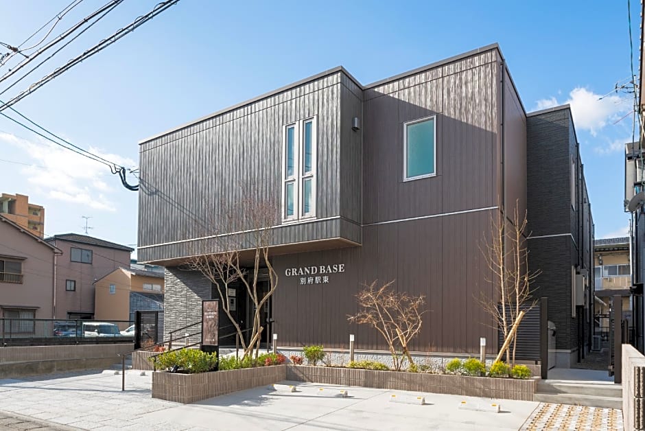 GRAND BASE BEPPU EKIHIGASHI