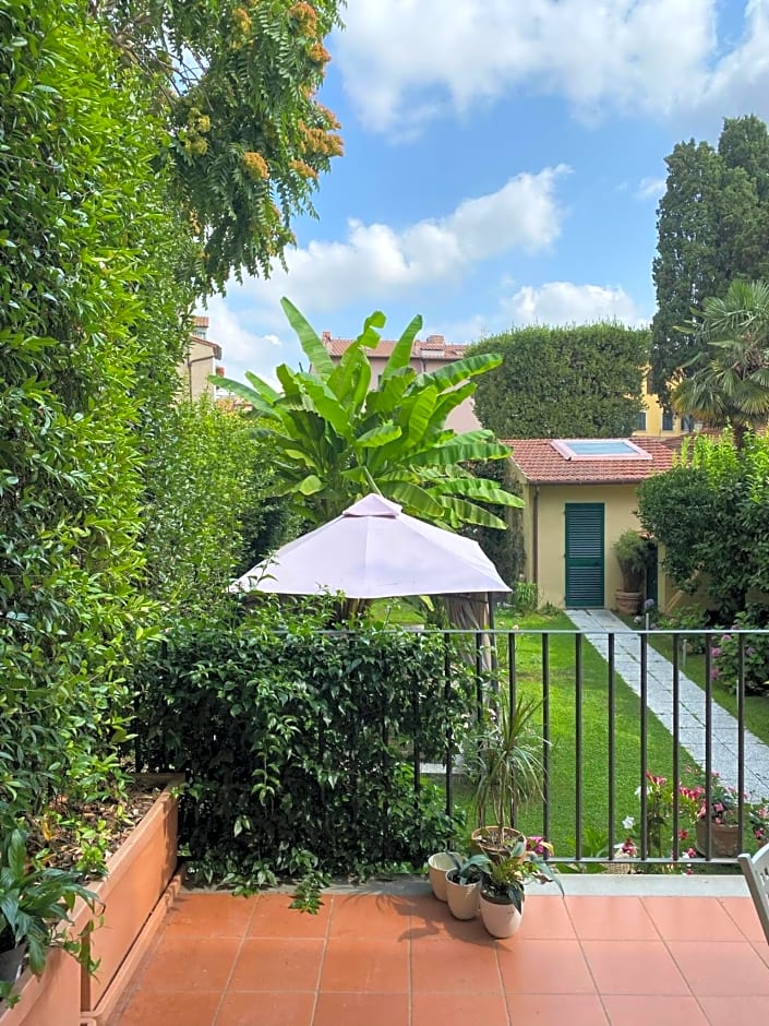 Palazzo Cini Luxury Rooms in Pisa