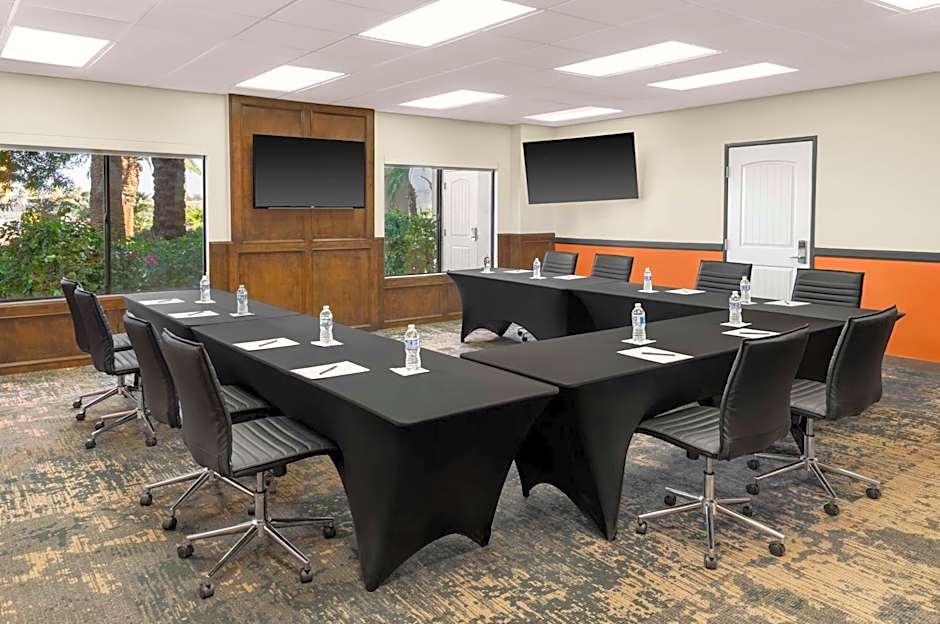 DoubleTree By Hilton Phoenix Gilbert