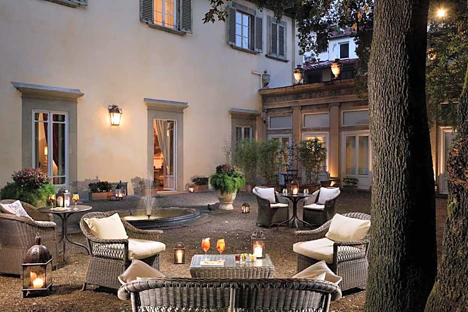 Al Palazzo del Marchese di Camugliano Residenza d'Epoca