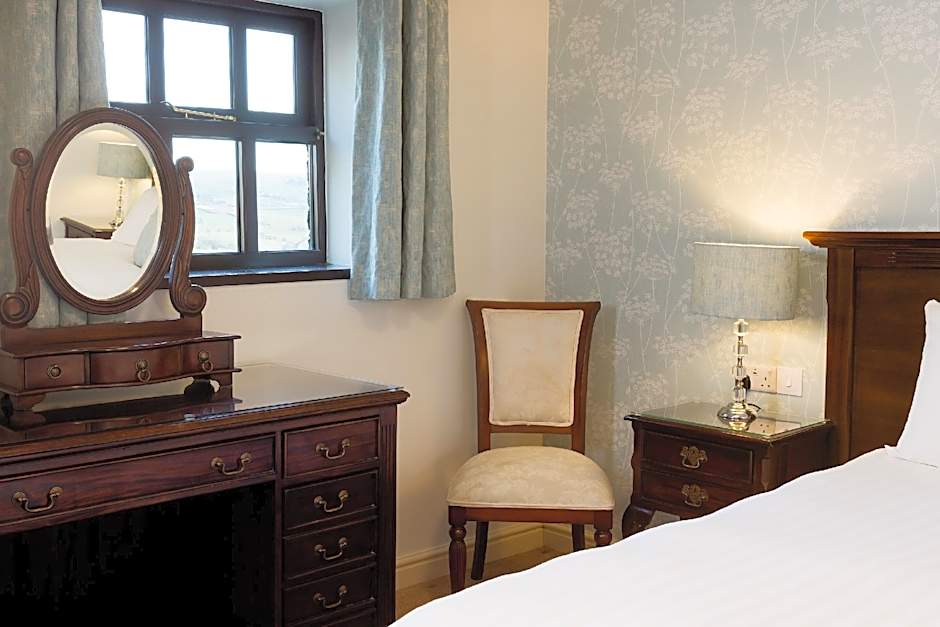 Photo 1 of 4 of 1 King Bed