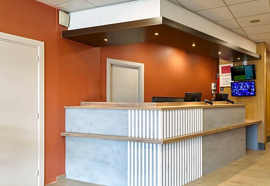 B&B HOTEL Paris Porte de la Villette