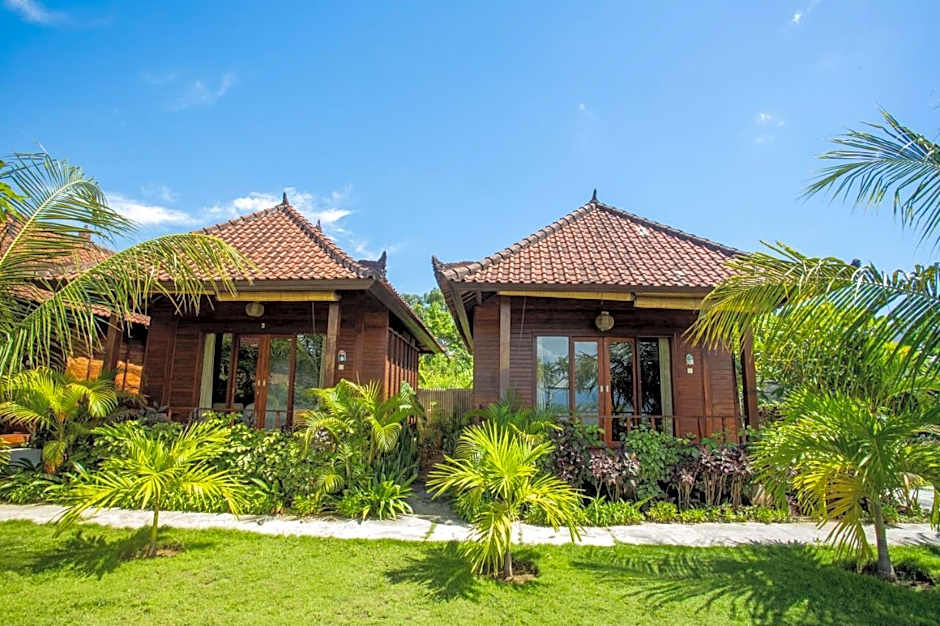 D'Muncuk Huts Lembongan