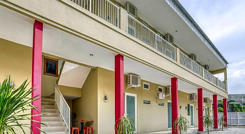 RedDoorz Syariah near Suncity Mall Sidoarjo