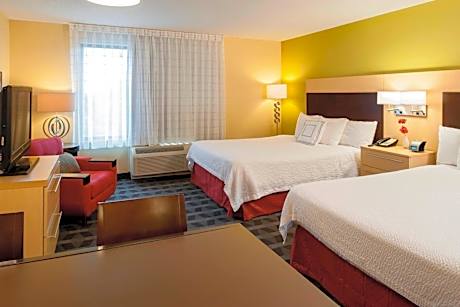 Queen Studio with Two Queen Beds