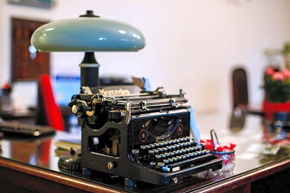 Janne Hotel with Self Check-in