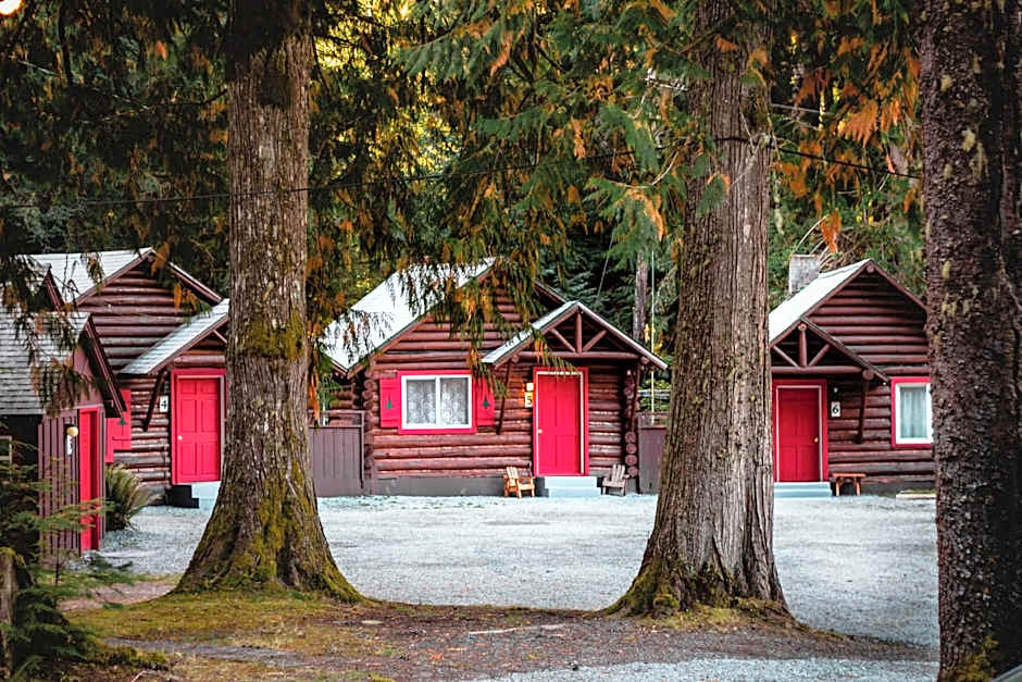 Photo 1 of 17 of Deluxe Cottage
